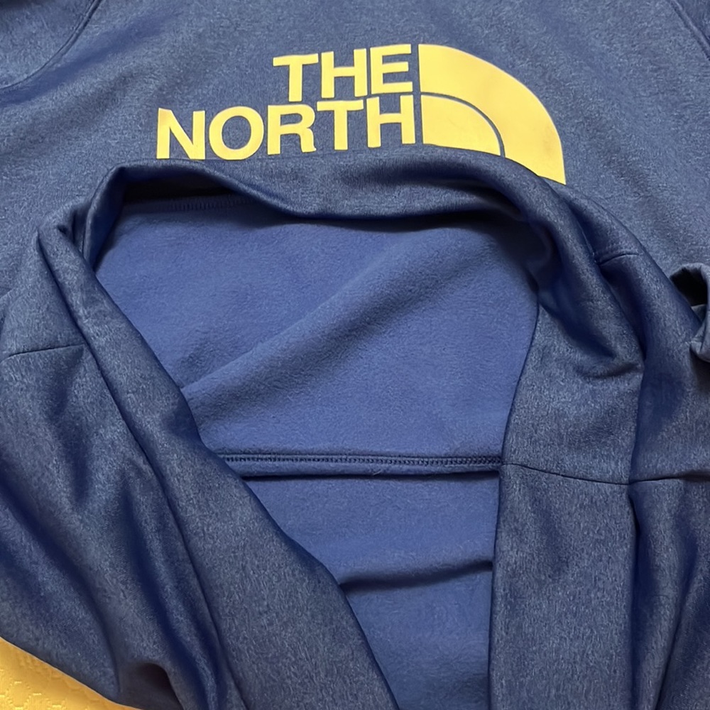 Northface Pullover - image 3